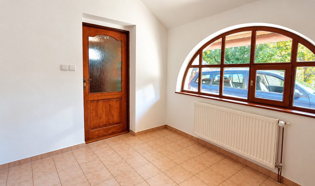 Prodej domu 235 m² s pozemkem 496 m², Toužim – náhled fotky 4