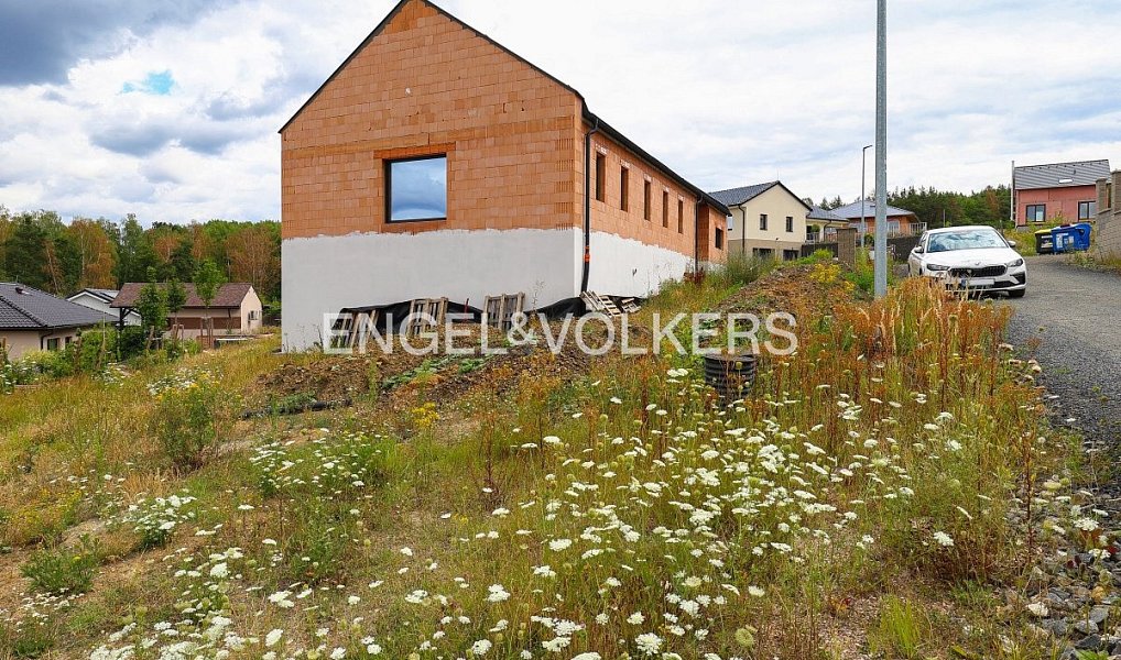 Prodej domu 240 m² s pozemkem 913 m², Holýšov – náhled fotky 12