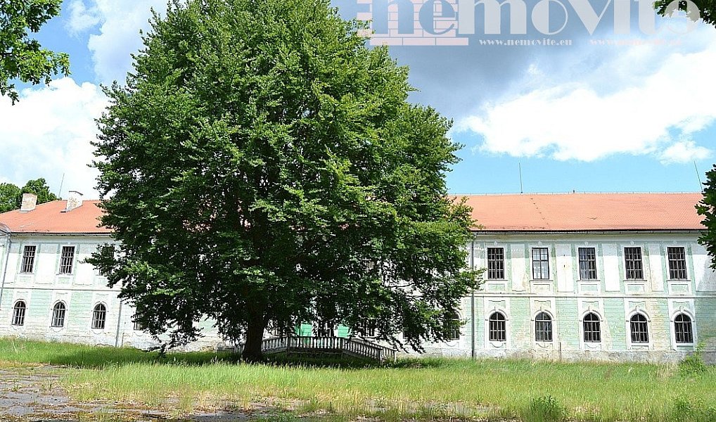 Prodej domu 11 429 m² s pozemkem 31 573 m², Hatín – náhled fotky 16
