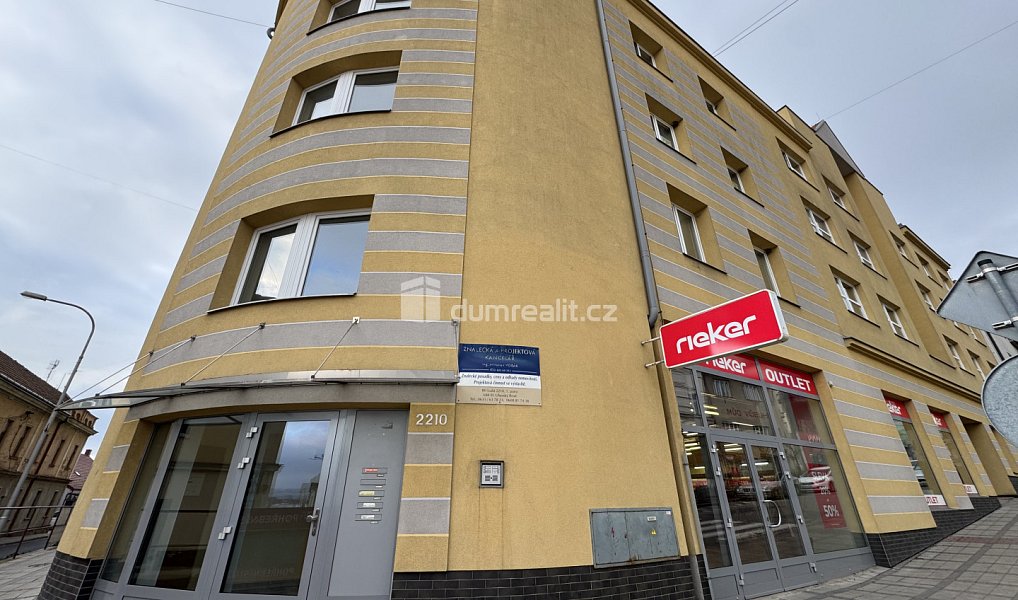 Prodej bytu 2+1 72 m², Uherský Brod – náhled fotky 15