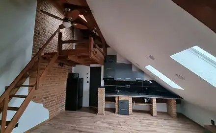 Pronájem bytu 1+kk 40 m²