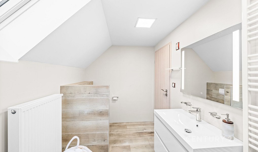 Prodej domu 131 m² s pozemkem 792 m², Trnová – náhled fotky 9