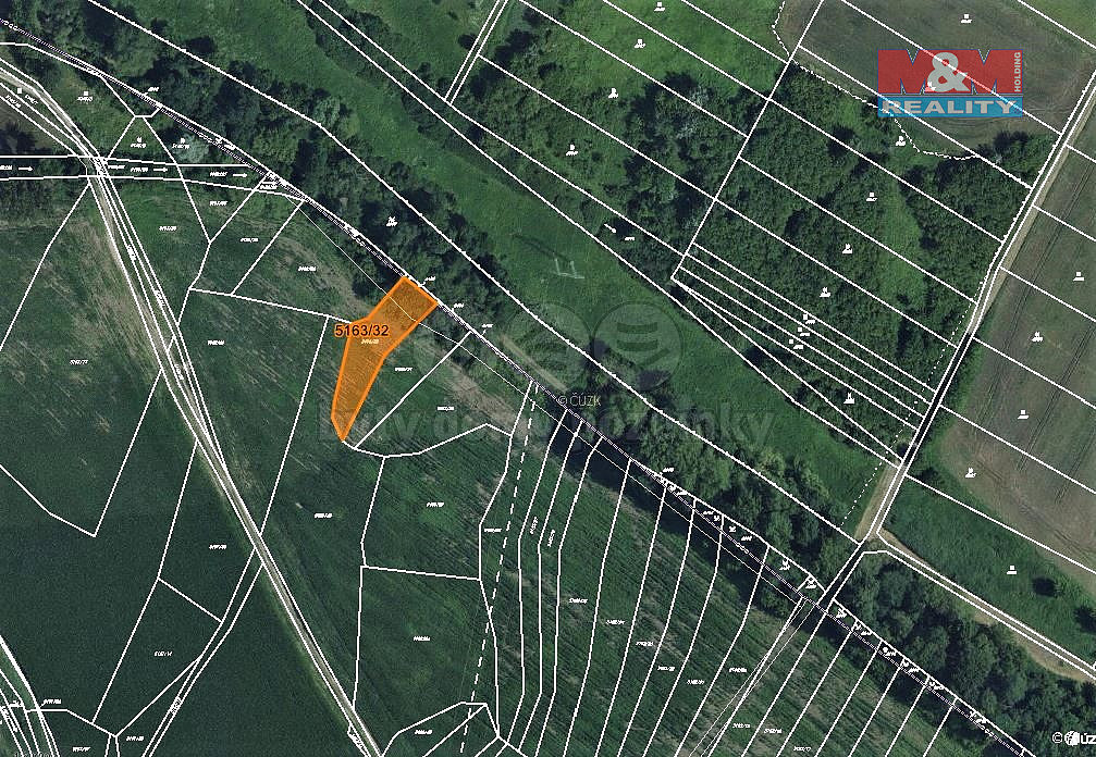 Prodej pole 1 338 m²