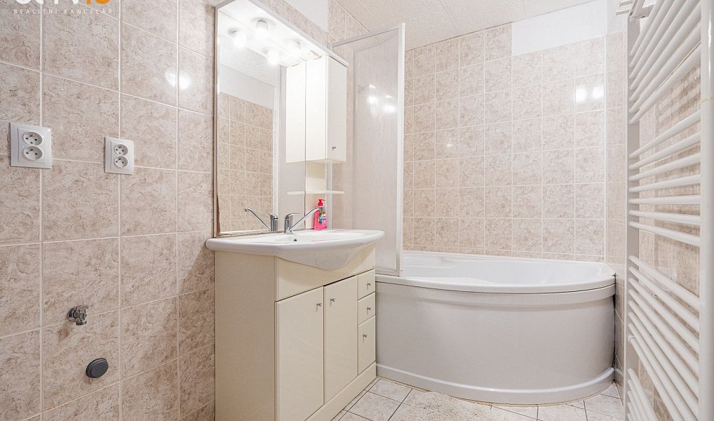 Prodej chaty/chalupy 110 m² s pozemkem 803 m², Staré Město – náhled fotky 7