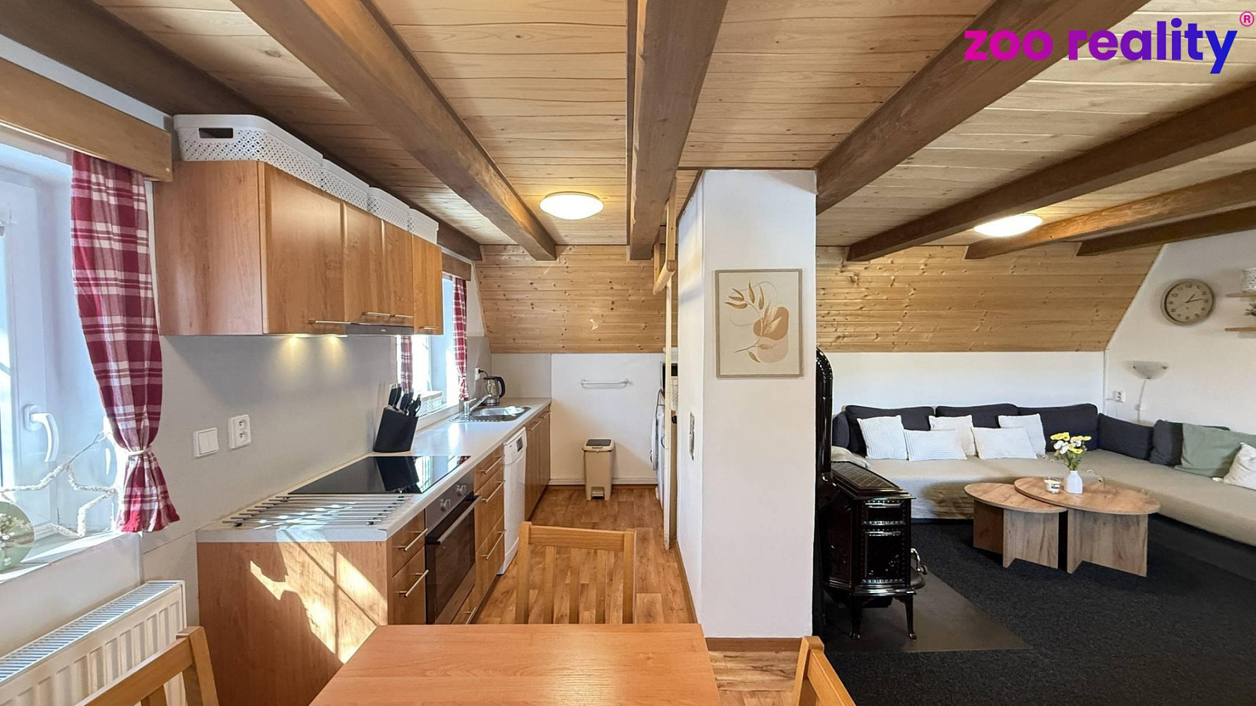Prodej domu 80 m² s pozemkem 1 018 m² — photo 2