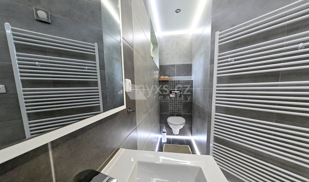 Prodej domu 183 m² s pozemkem 2 301 m², Komorní Lhotka – náhled fotky 38