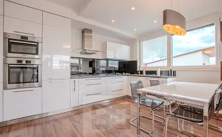 Pronájem bytu 3+kk 70 m²