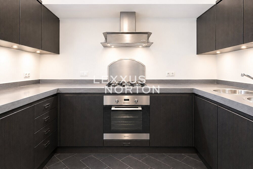 Pronájem bytu 3+1 134 m² – fotografie 2