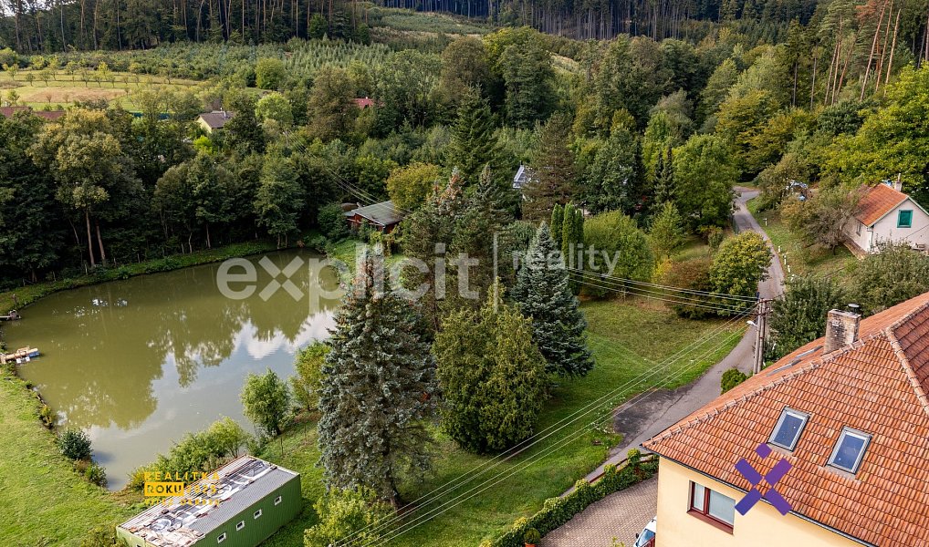 Prodej stavebního pozemku 996 m², Březnice – náhled fotky 9