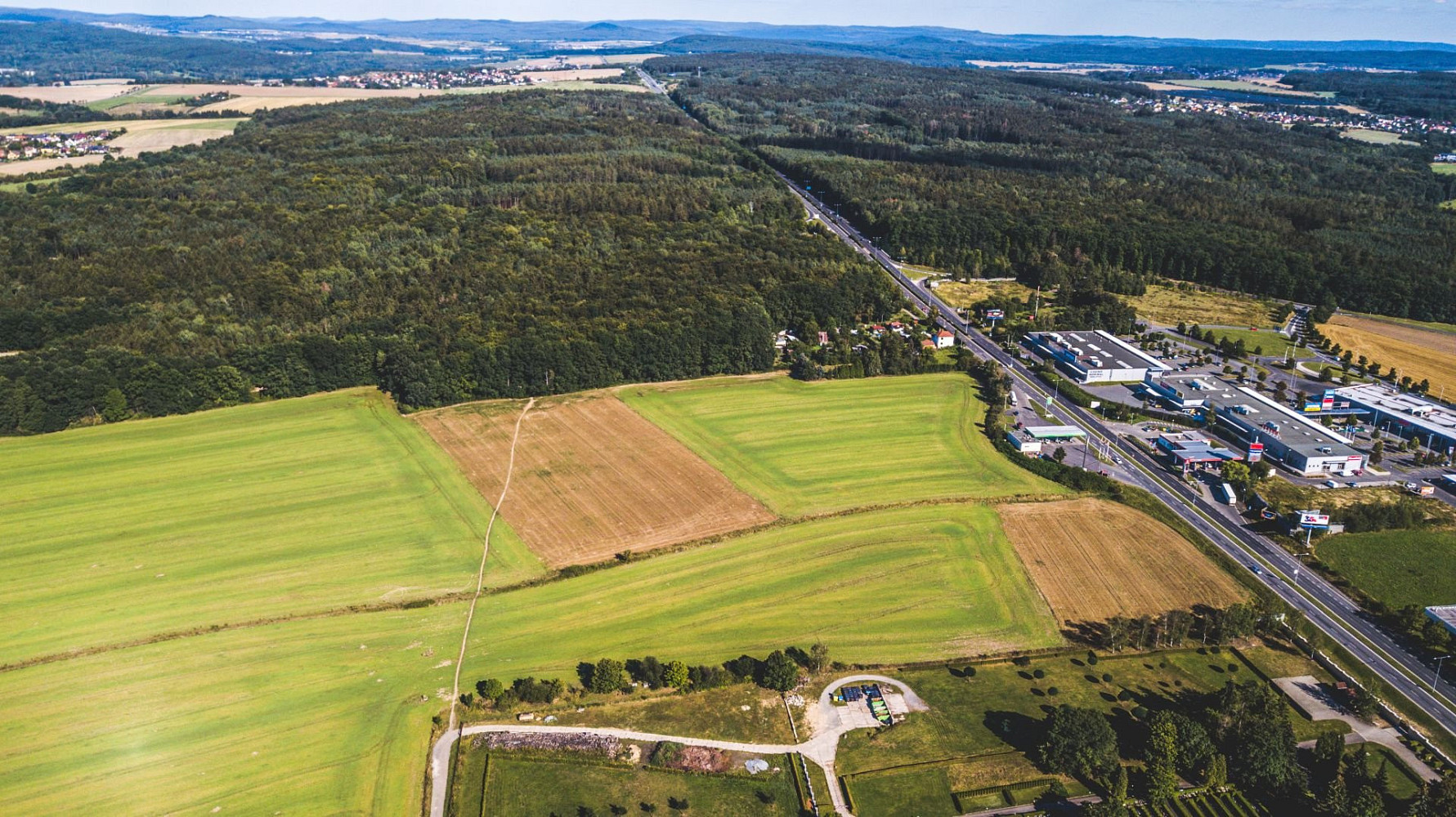 Prodej komerčního pozemku 22 239 m² – fotografie 5
