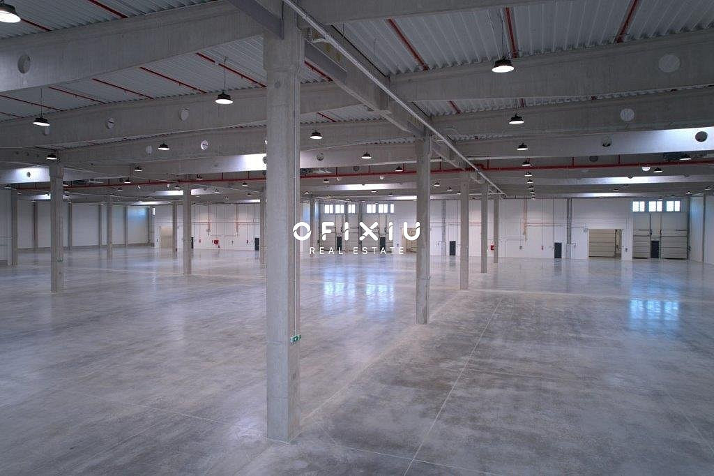 Pronájem skladovacích prostor 800 m² – pohled 3