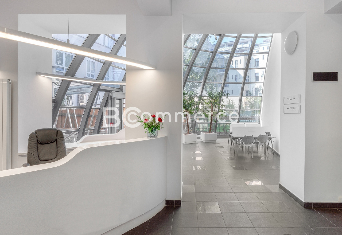 Pronájem kanceláře 155 m² — photo 2