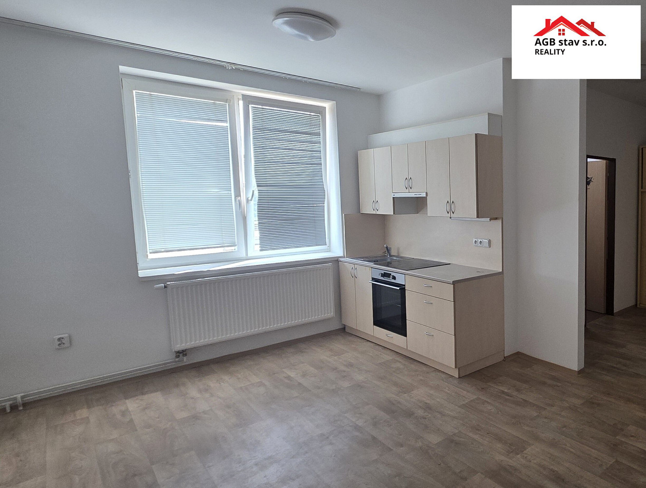 Pronájem bytu 2+kk 50 m² – fotografie 4
