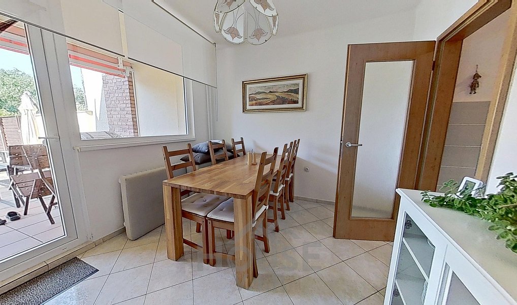 Prodej domu 280 m² s pozemkem 466 m², Benešov – náhled fotky 5