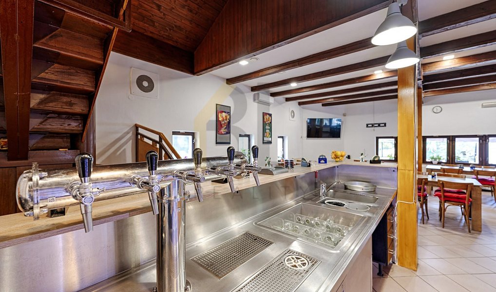Prodej restaurace 299 m², Hodonín – náhled fotky 6