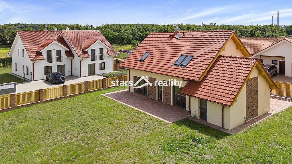 Prodej domu 179 m² s pozemkem 676 m² — photo 3