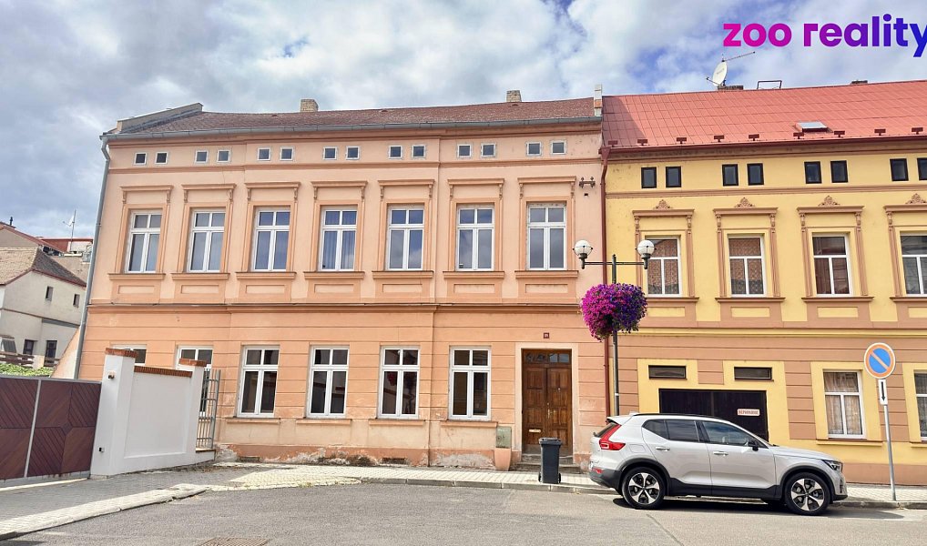 Pronájem obchodních prostor 320 m², Kadaň – fotka 1 z 18