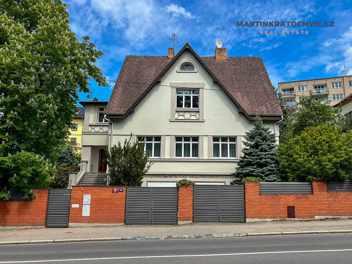 Prodej domu 312 m² s pozemkem 927 m², Praha
