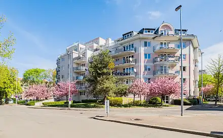 Pronájem bytu 2+kk 64 m², Gutova, Praha 10 - Strašnice