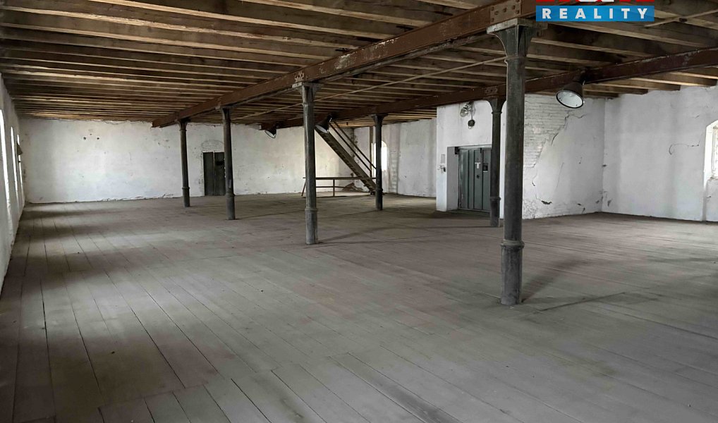 Pronájem skladovacích prostor 1 245 m², Děčín – náhled fotky 7