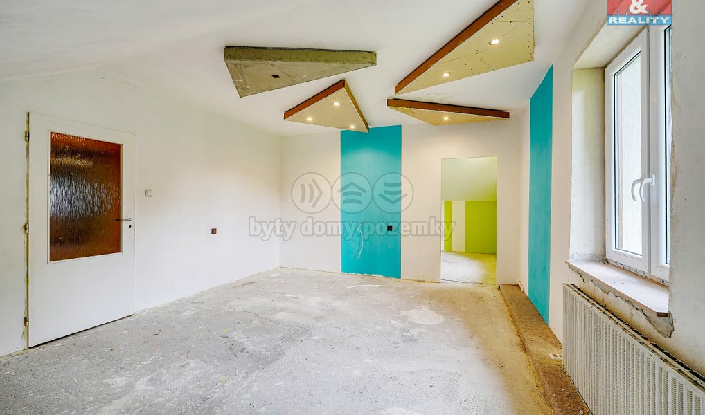 Prodej domu 203 m² s pozemkem 1 307 m², Mrákov – náhled fotky 13