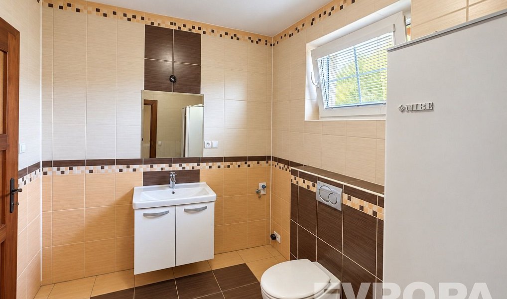 Prodej domu 182 m² s pozemkem 2 434 m², Vrchlabí – náhled fotky 10