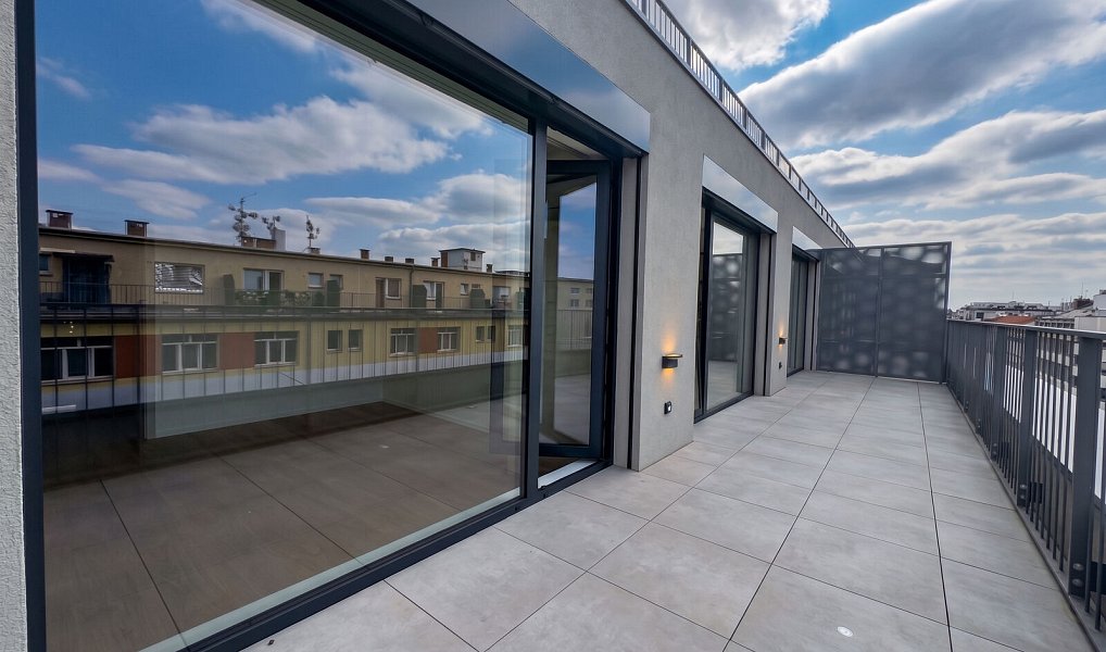 Pronájem bytu 2+kk 77 m², Praha – náhled fotky 10