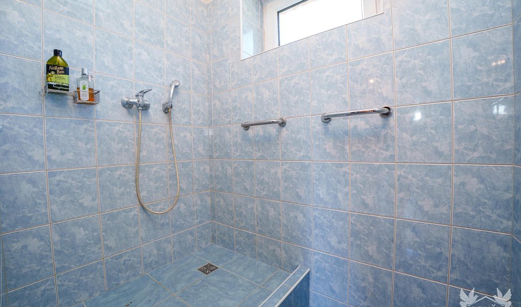 Prodej domu 176 m² s pozemkem 764 m², Koupě – náhled fotky 21