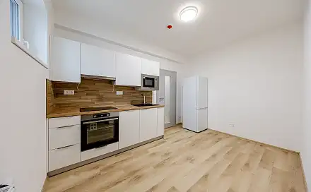 Pronájem bytu 1+kk 22 m², Uherské Hradiště