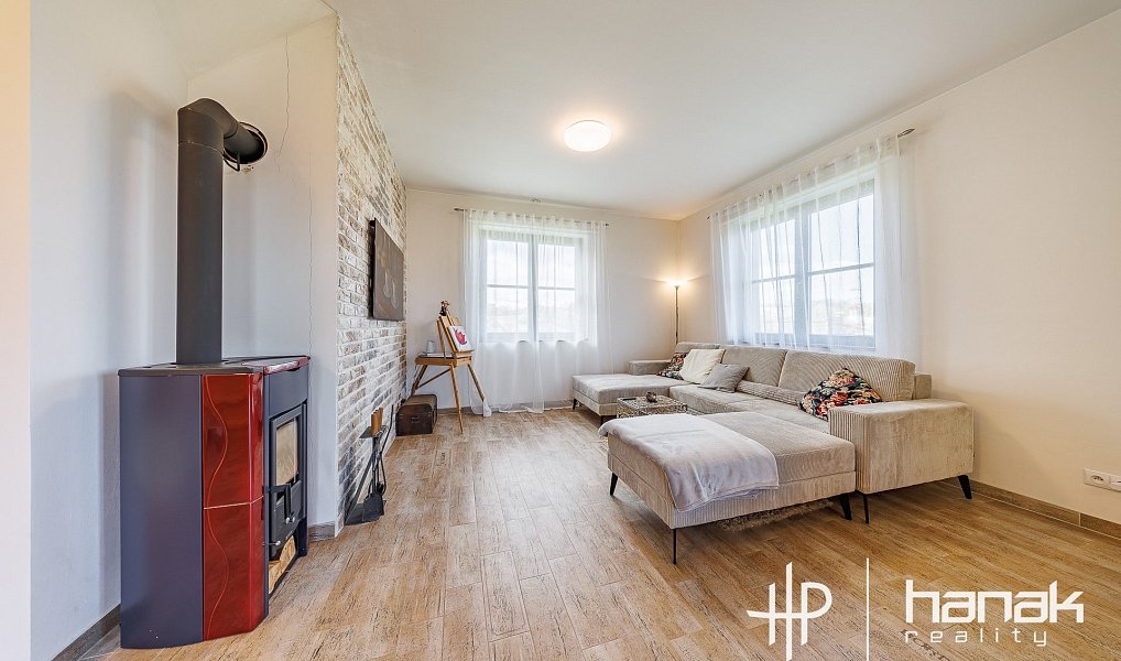 Prodej domu 170 m² s pozemkem 1 384 m², Oborná – náhled fotky 7