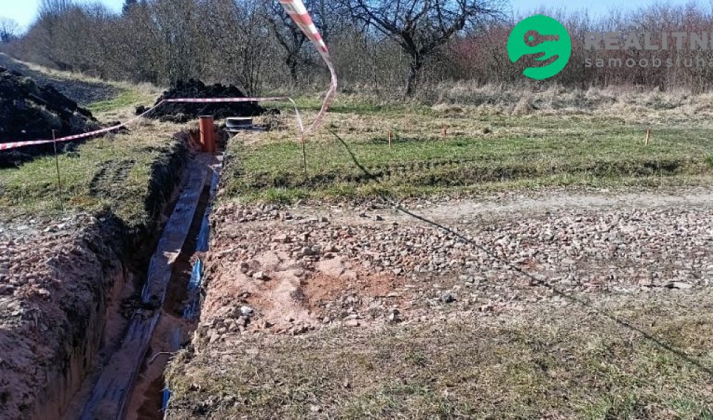 Prodej pozemku 2 035 m², Dymokury – náhled fotky 3