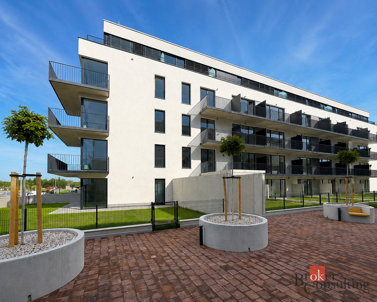 Pronájem bytu 1+kk 37 m²