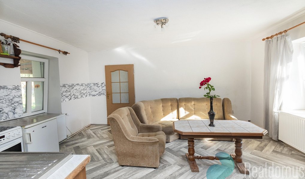 Prodej domu 143 m² s pozemkem 477 m², Nespeky – náhled fotky 5