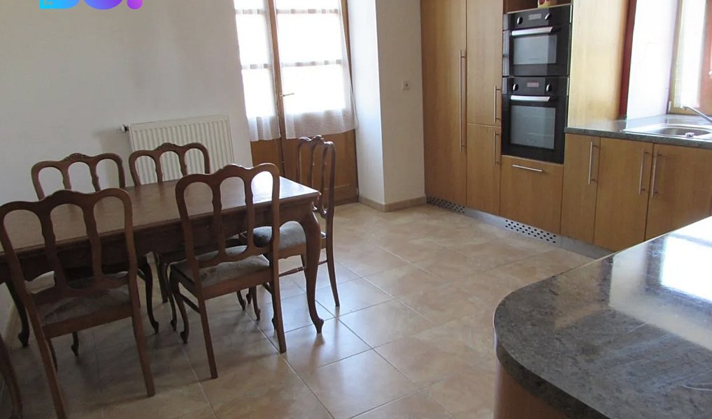 Prodej ubytovacího objektu 360 m², Lednice – náhled fotky 7