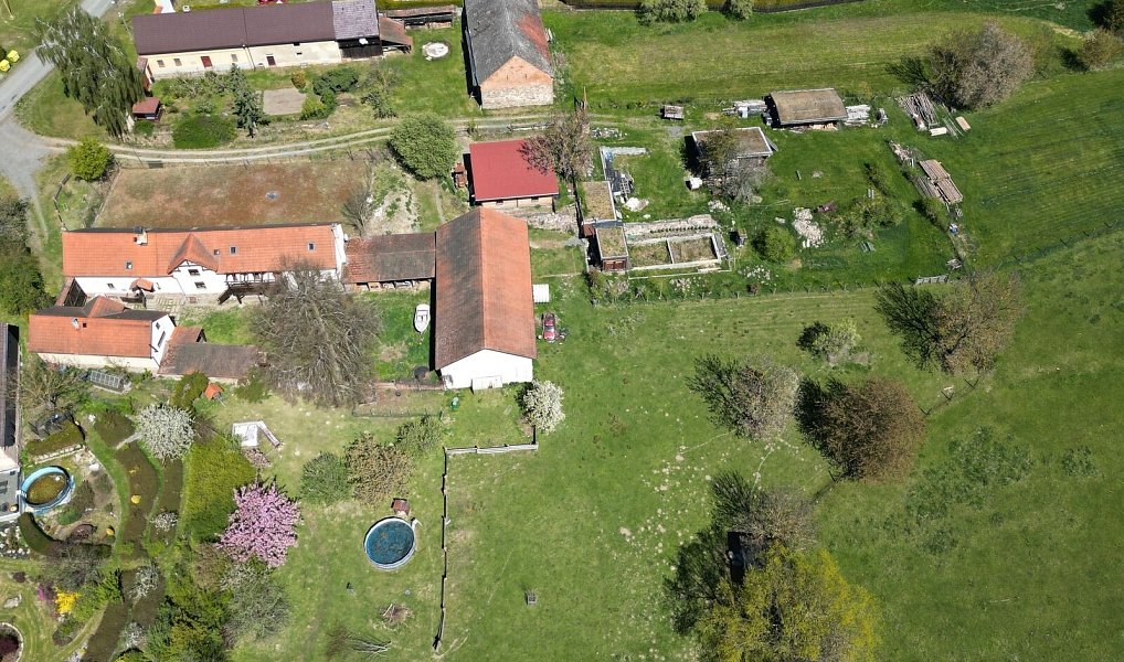 Prodej domu 725 m² s pozemkem 7 880 m², Bor – náhled fotky 38