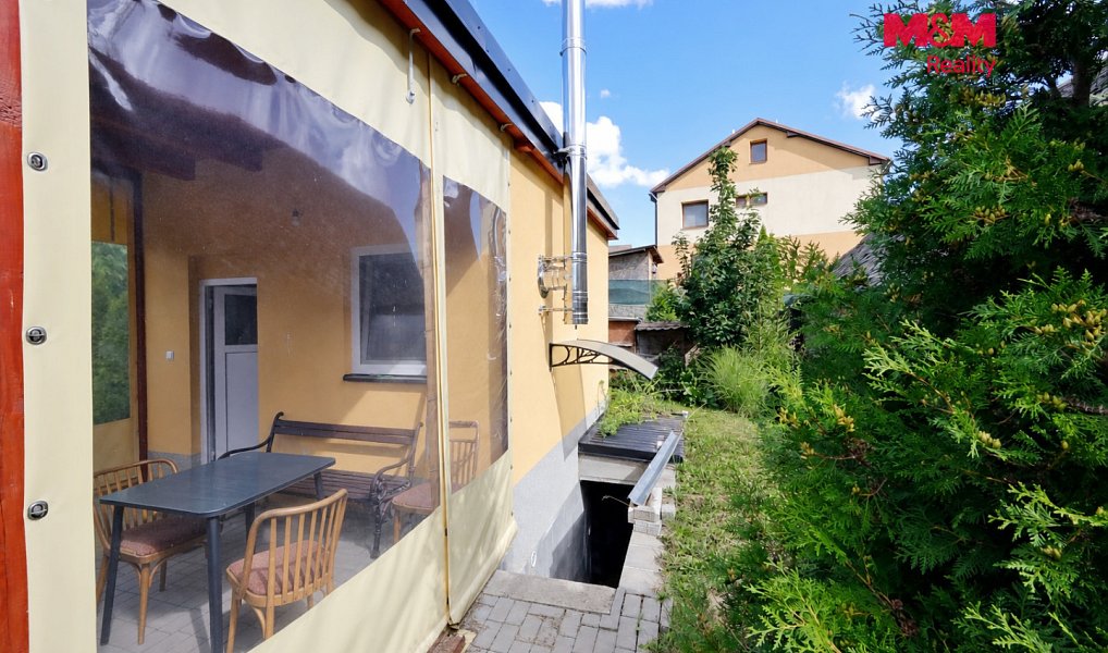 Prodej stavebního pozemku 1 496 m², Puklice – náhled fotky 18