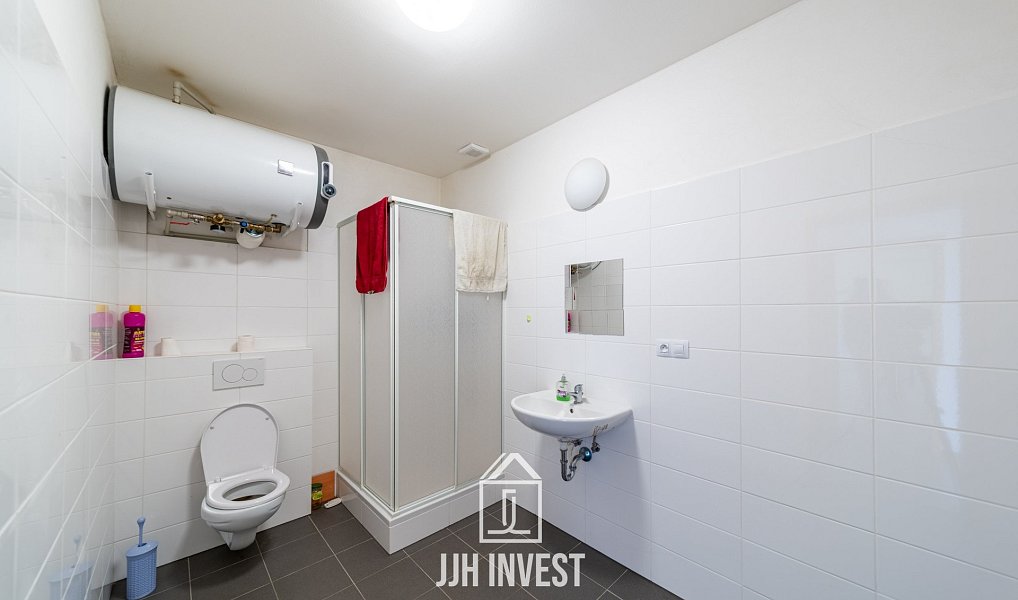 Pronájem kanceláře 107 m², Krásná Lípa – náhled fotky 4