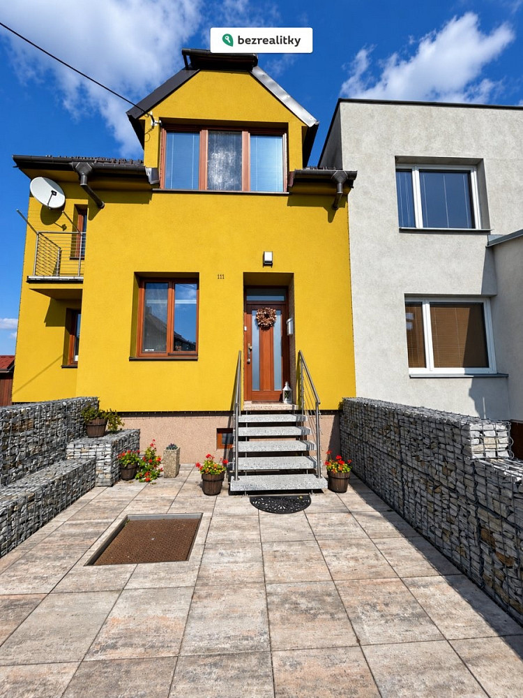 Prodej domu 201 m² s pozemkem 224 m²