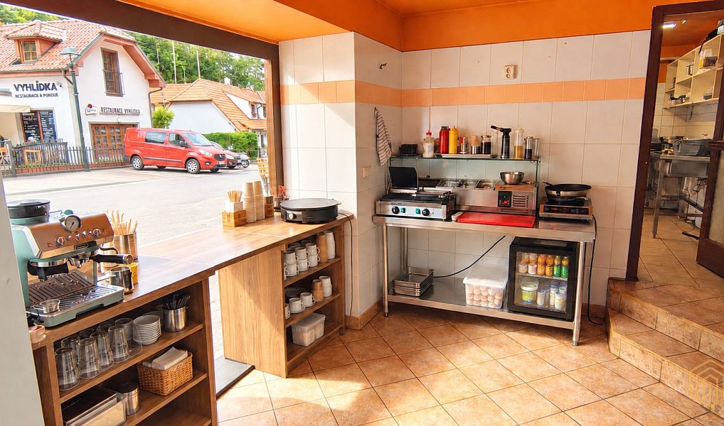 Pronájem restaurace 25 m², Karlštejn – náhled fotky 3