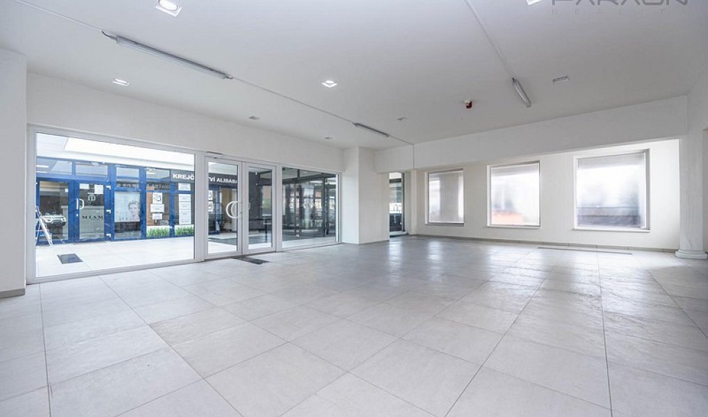 Pronájem obchodních prostor 55 m², Praha – náhled fotky 3