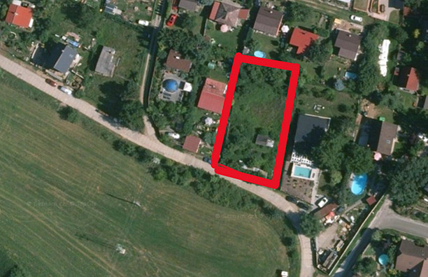 Prodej stavebního pozemku 949 m² – fotografie 3