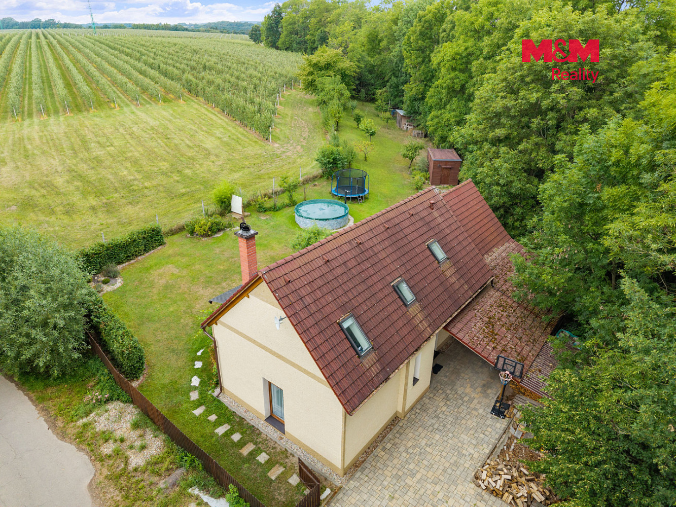 Prodej domu 115 m² s pozemkem 1 779 m² – fotografie 2