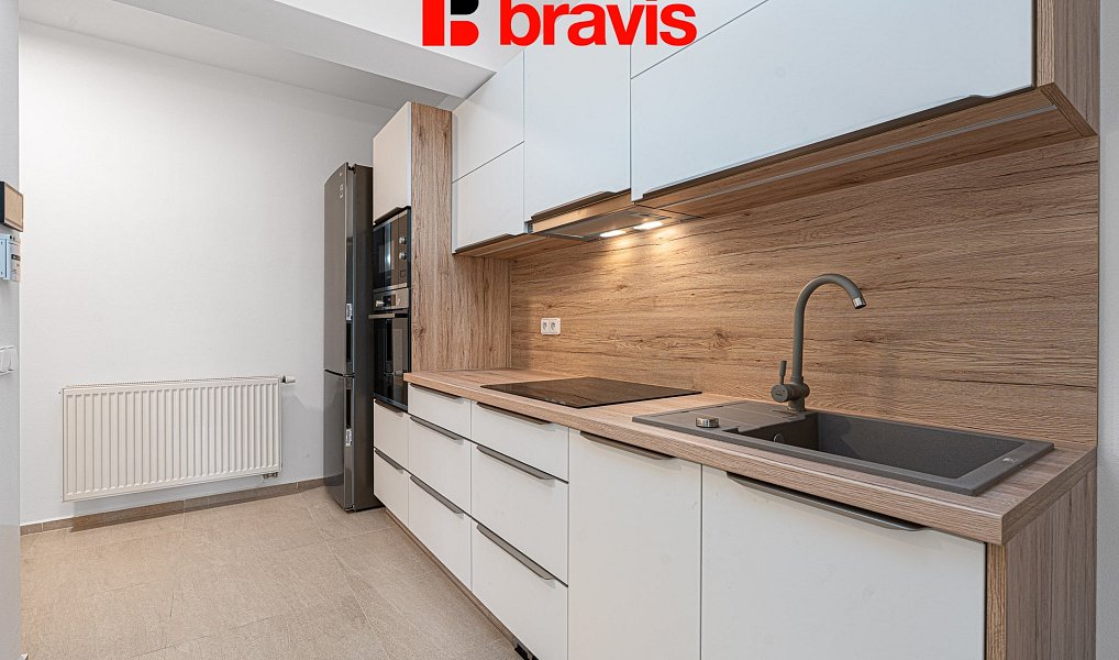 Pronájem domu 230 m² s pozemkem 414 m², Brno – náhled fotky 17