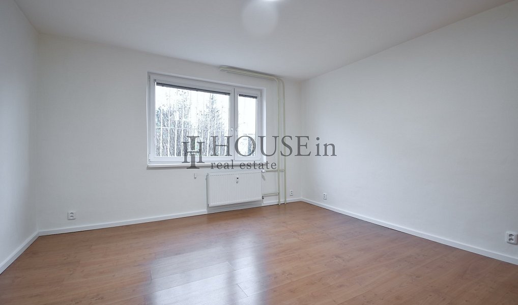 Pronájem bytu 1+kk 35 m², Praha – náhled fotky 4