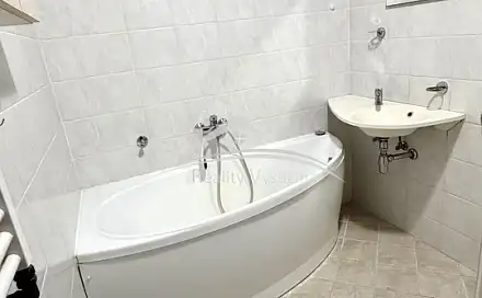 Prodej bytu 4+1 90 m², Babory, Žirovnice, okres Pelhřimov