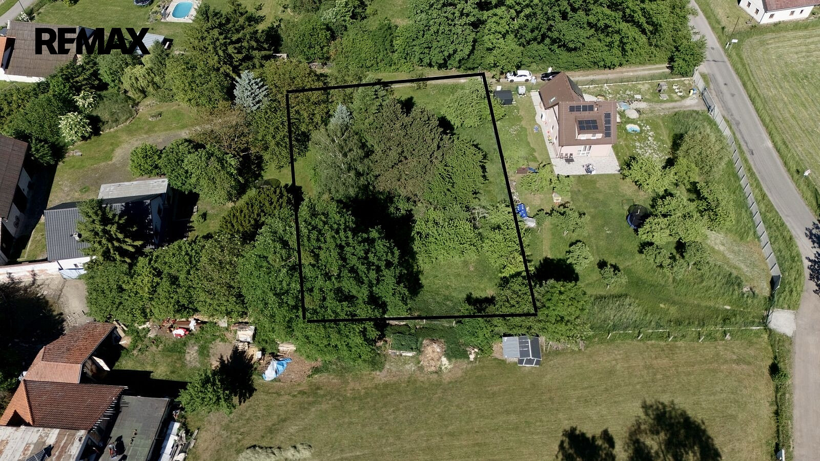 Prodej stavebního pozemku 2 354 m²
