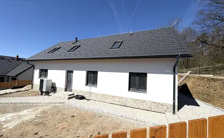 Prodej domu 188 m² s pozemkem 825 m², Strunkovice nad Blanicí, okres Prachatice
