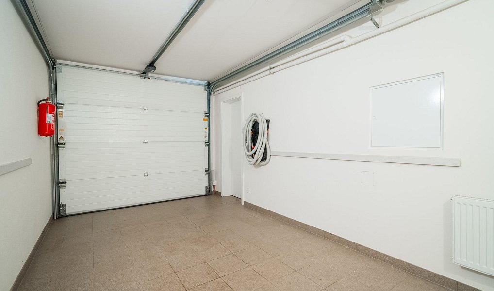 Pronájem domu 110 m² s pozemkem 196 m², Praha – náhled fotky 27