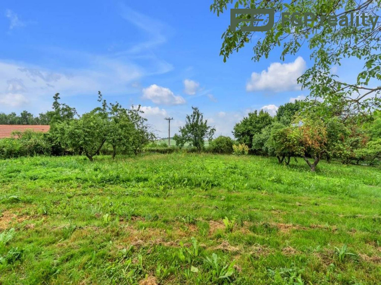 Prodej stavebního pozemku 1 063 m² – fotografie 3