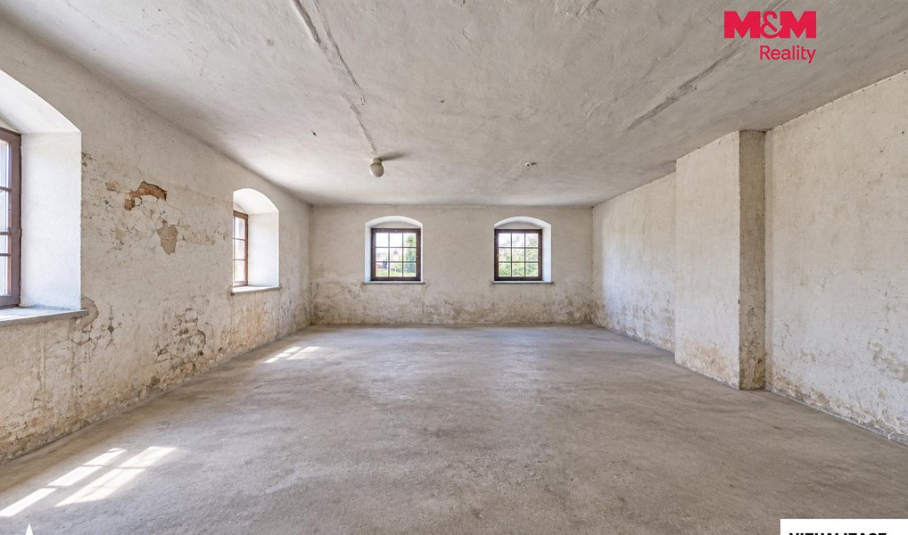 Prodej stavebního pozemku 3 672 m², Křešice – náhled fotky 8